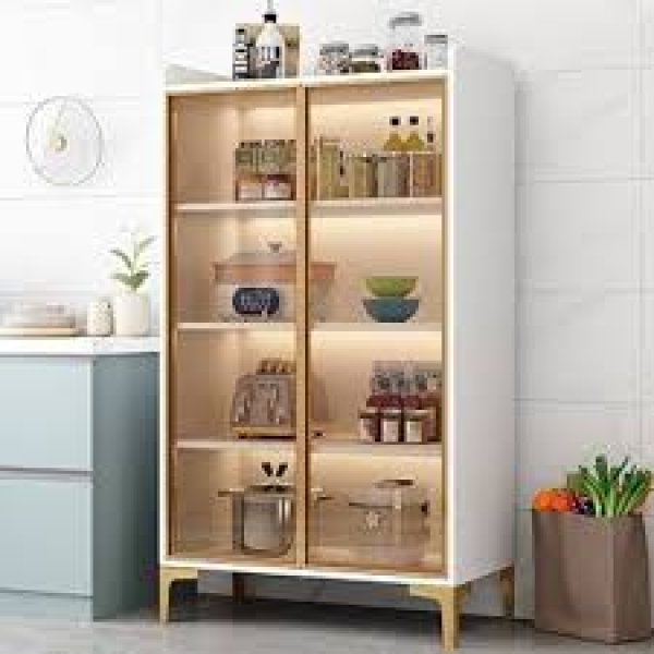 Buffet de Cuisine Moderne à Portes Vitrées